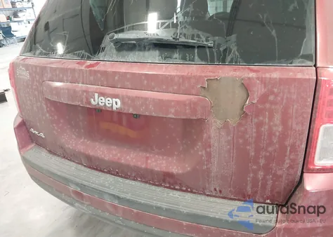 2012 Jeep Compass Sport z USA, uszkodzony, nr VIN 1C4NJDBB1CD692095